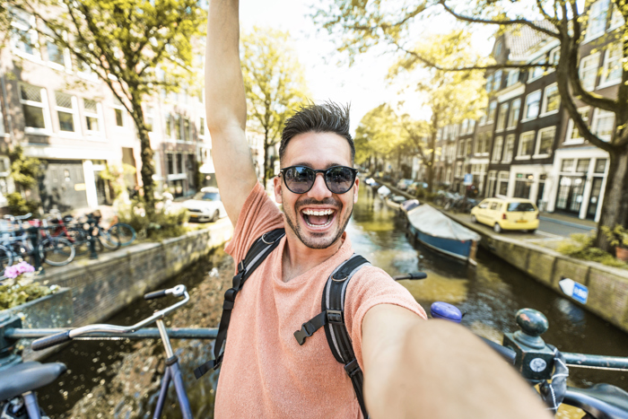 Excursión a Ámsterdam desde Bruselas con queso, zuecos y molinos de viento